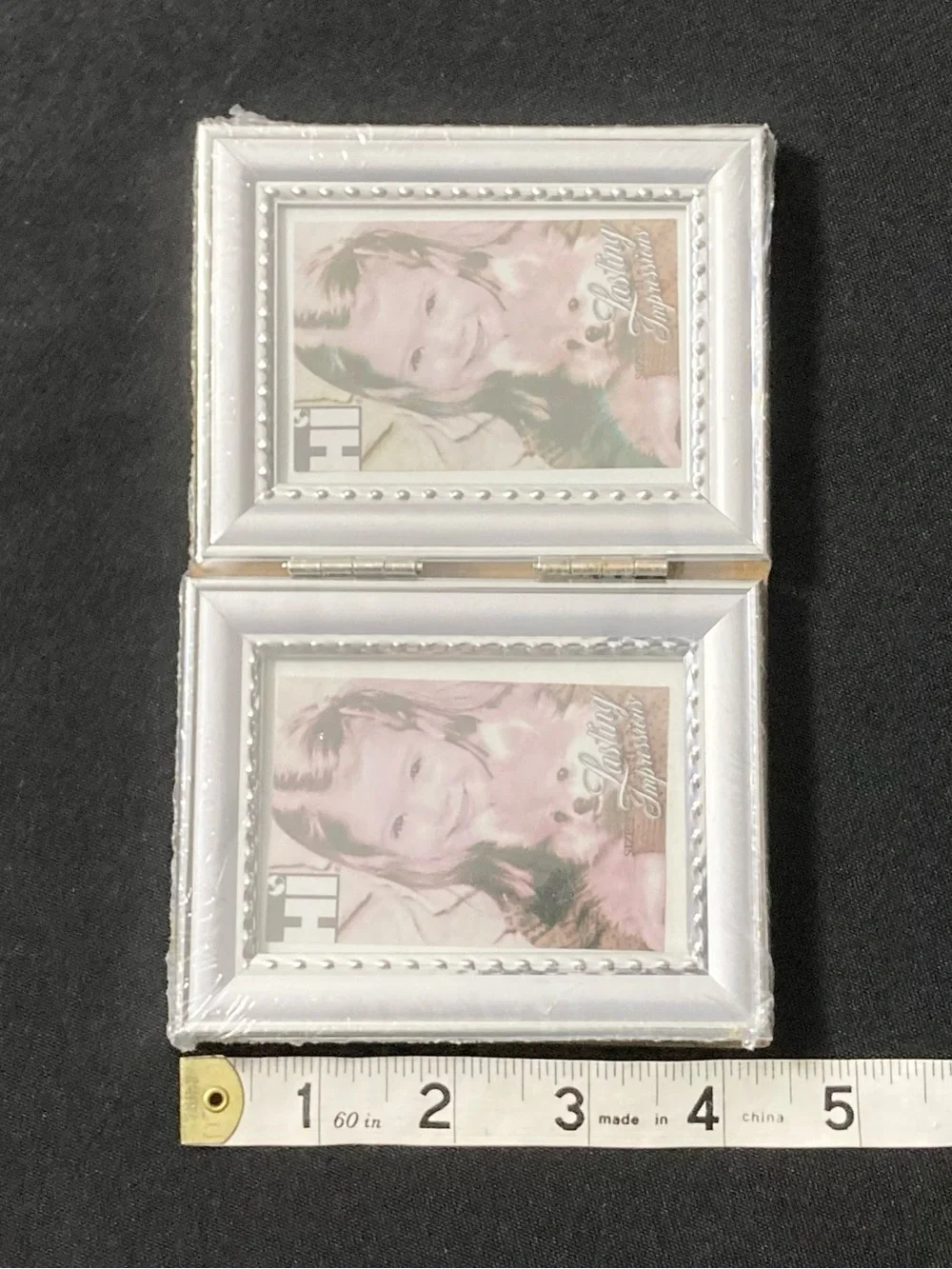 ⭐️ Vintage Silver Plastic Double 2.5” by 3.5” Desk Photo Frames
